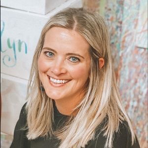 Meet your Posher, Lynn